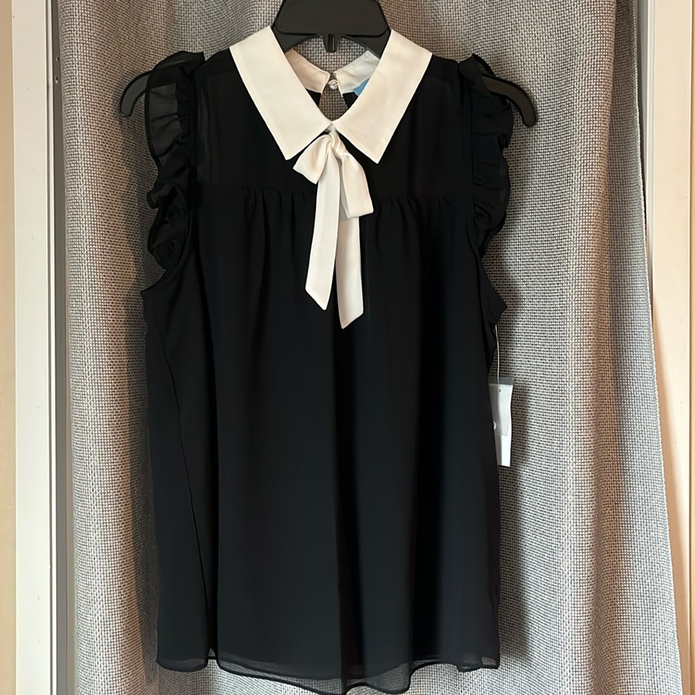 NWT CeCe Blouse